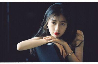 娱乐小爆料虞书欣蔡徐坤,甜蜜互动引粉丝热议